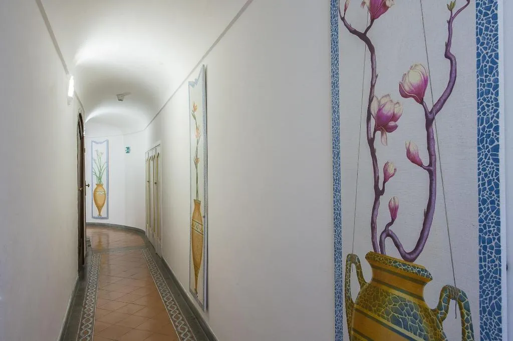 Lobby, Miramare, Naples