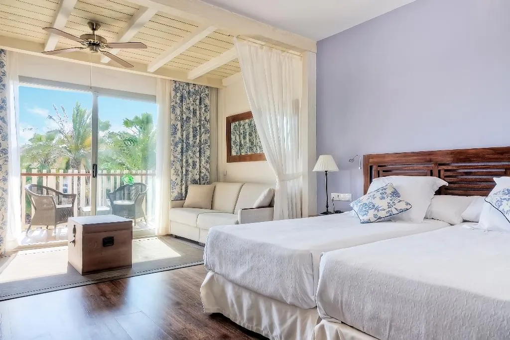 Double or Twin CLUB Room, Portaventura Hotel Caribe + Ticket Included, Costa Dorada