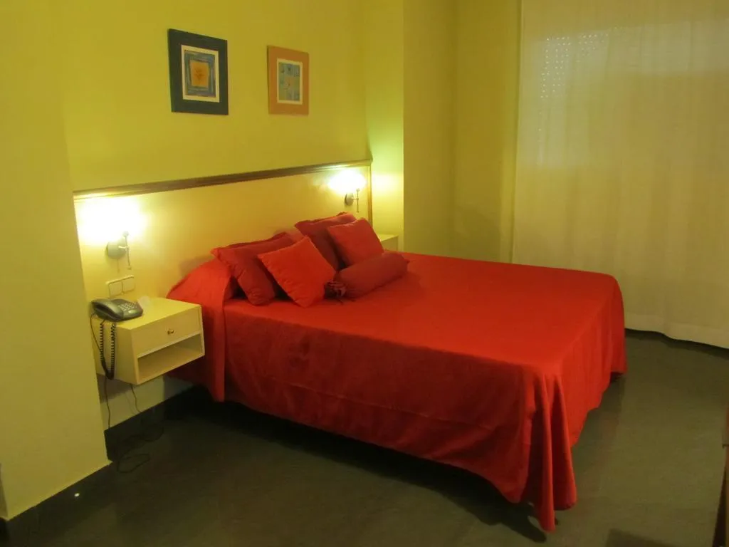 General view, Lusso Velilla, Madrid