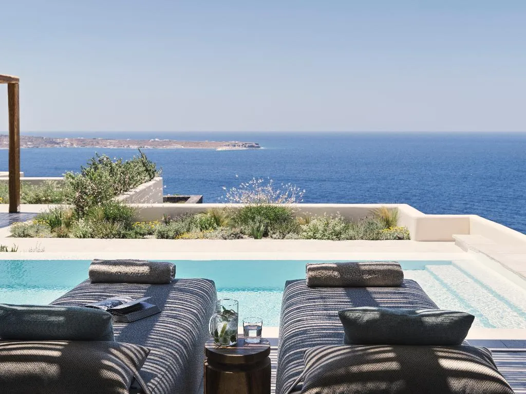 VILLA WITH PRIVATE POOL Room, Canaves  Epitome, Santorini