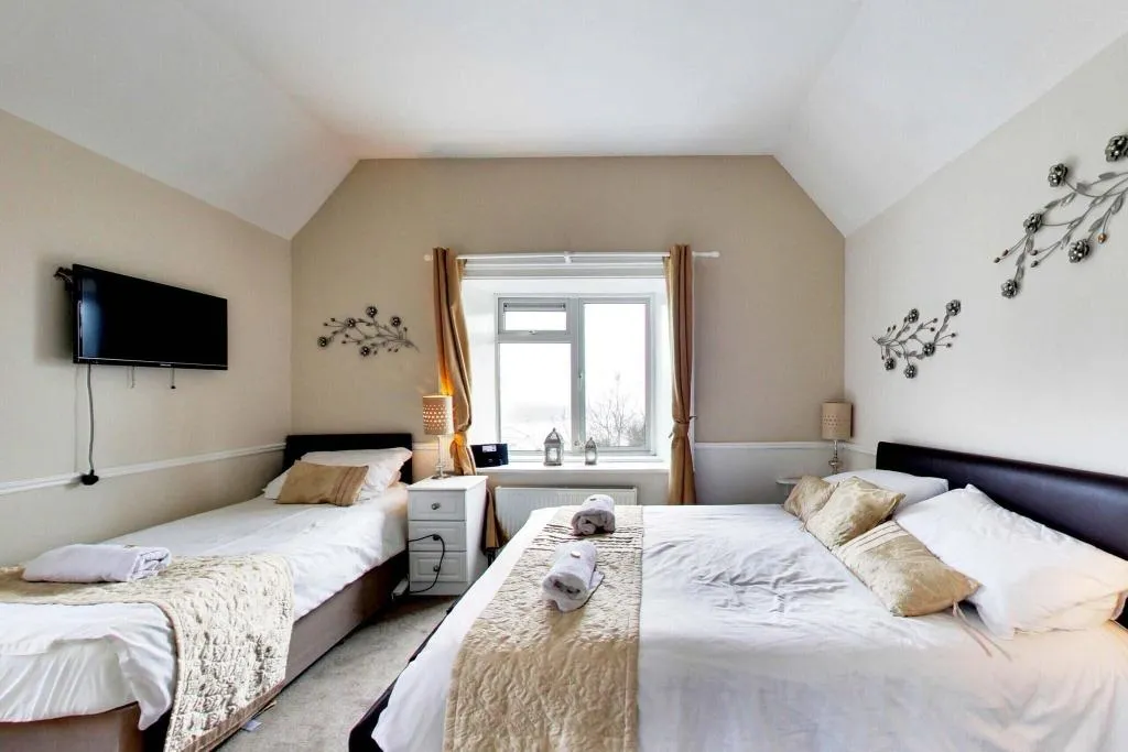 Room, Robin Hill House, Cork