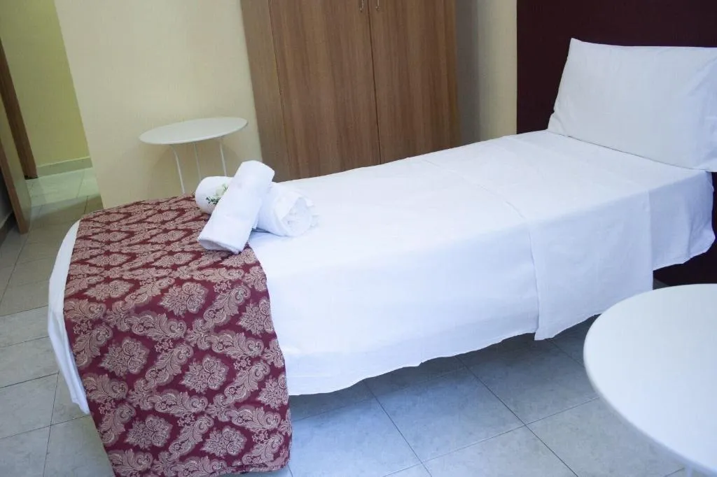 Room, Miss Suite, Naples
