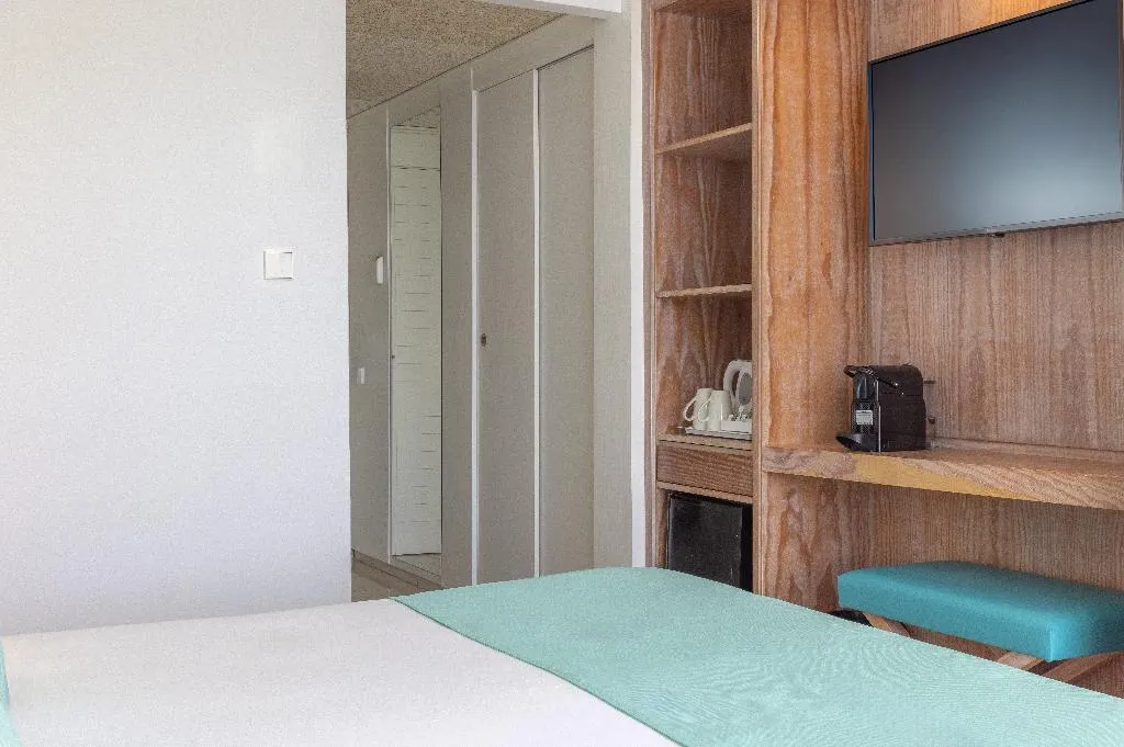 DOUBLE SINGLE USE SUPERIOR Room, Alua Gran Camp de Mar Hotel, Majorca