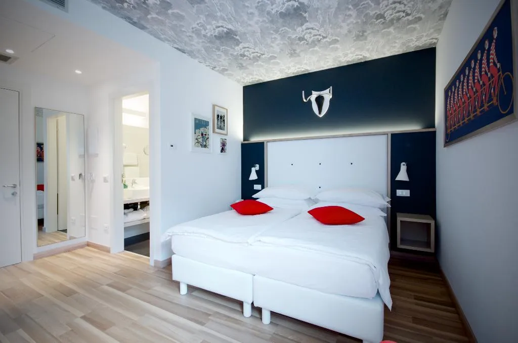 TRIPLE STANDARD Room, Luise, Milan