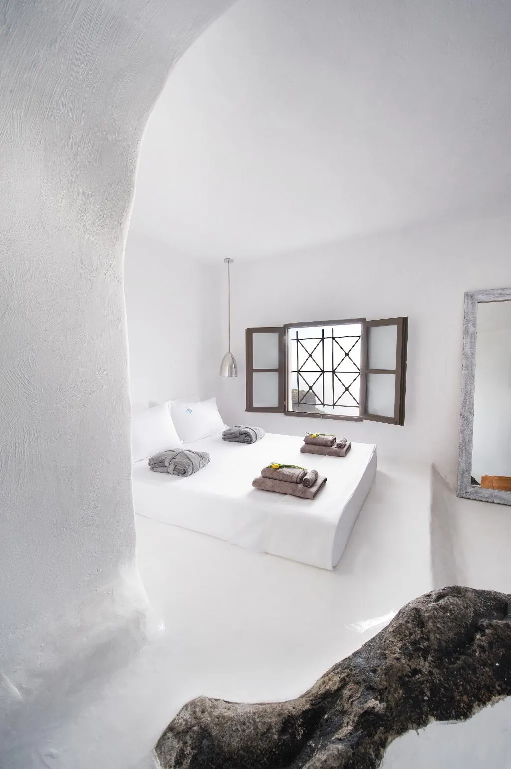 DOUBLE SUPERIOR Room, Sophia Luxury Suites, Santorini