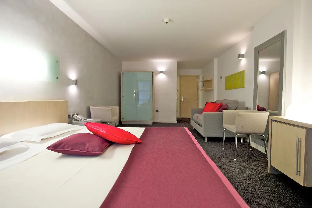 Room, Mercure Palermo Centro, Palermo