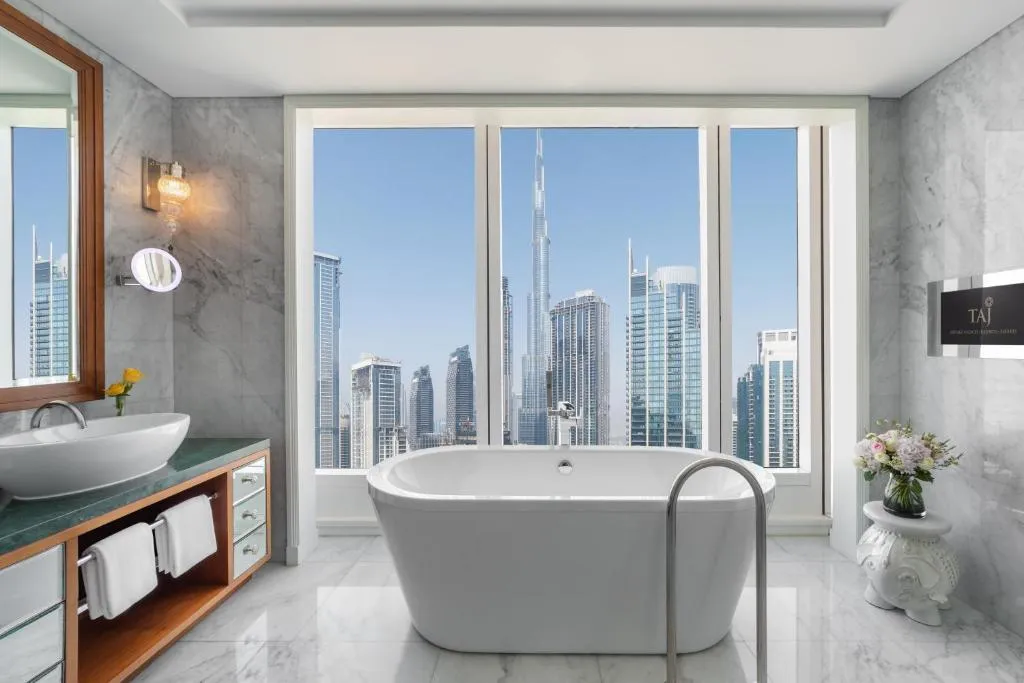 SUITE LUXURY Room, Taj Dubai, Dubai