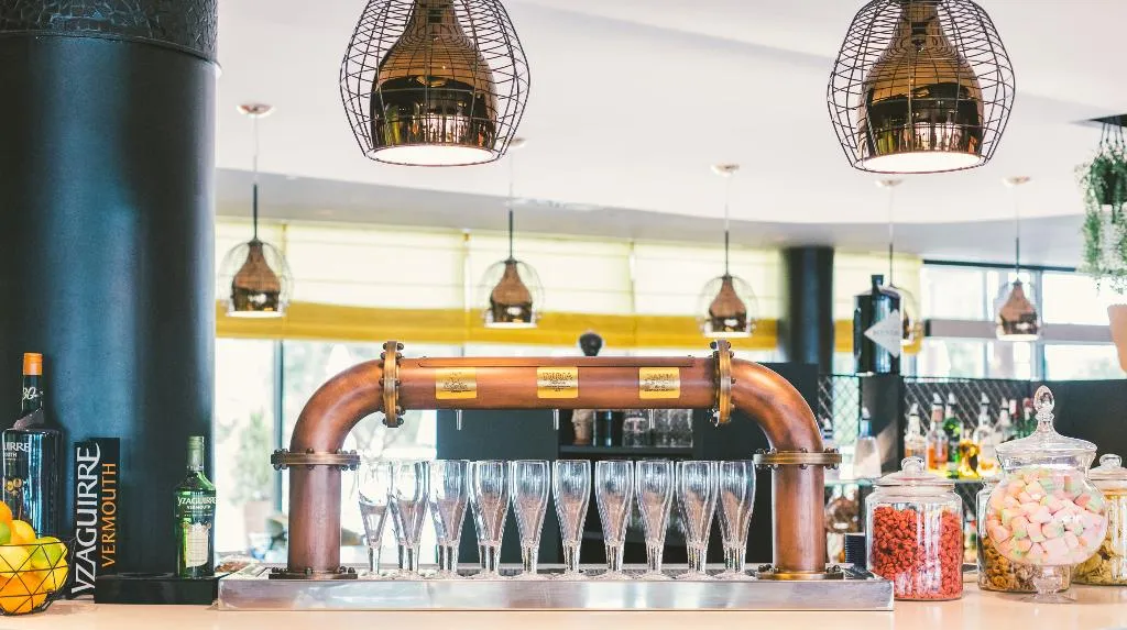 Bar, Novotel Barcelona Cornella, Barcelona