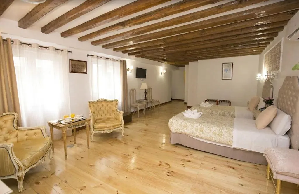 Room, Hostal Central Palace Madrid, Madrid