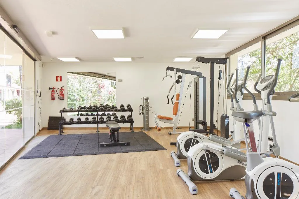 Sports and Entertainment, Invisa Hotel Es Pla, Ibiza