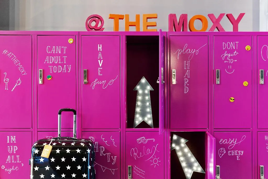 Lobby, Moxy Amsterdam Houthavens, Amsterdam