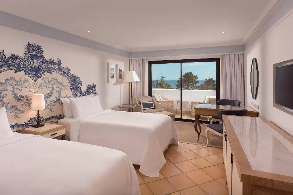 Room, Pine Cliffs Resort, Algarve