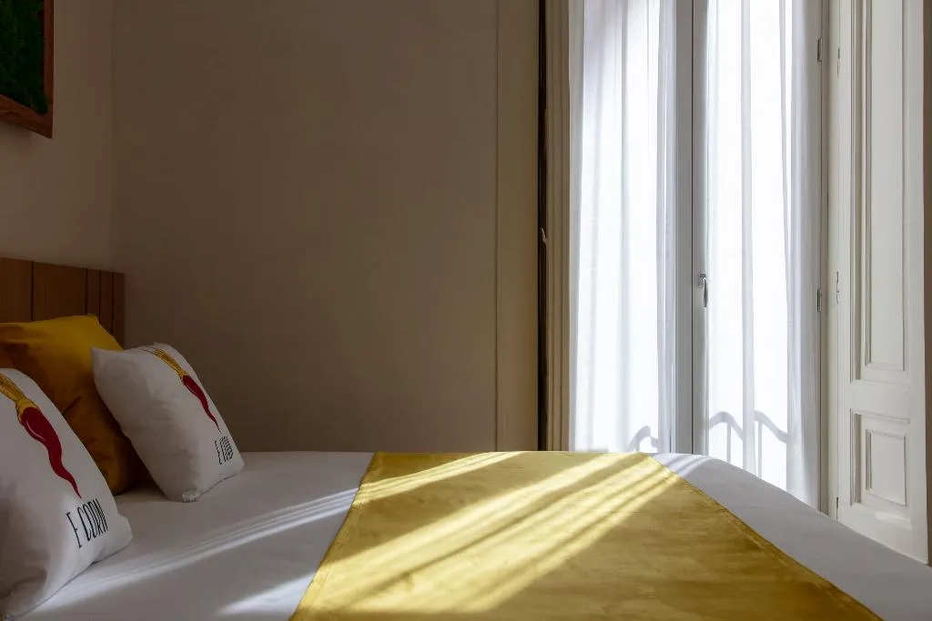 DOUBLE SUPERIOR WITH BALCONY Room, Fortunella Suites, Naples