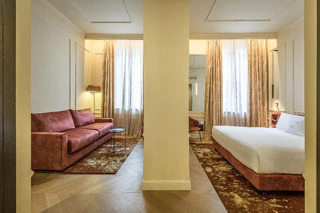 JUNIOR SUITE DELUXE Room, Palazzo Montebello, Florence