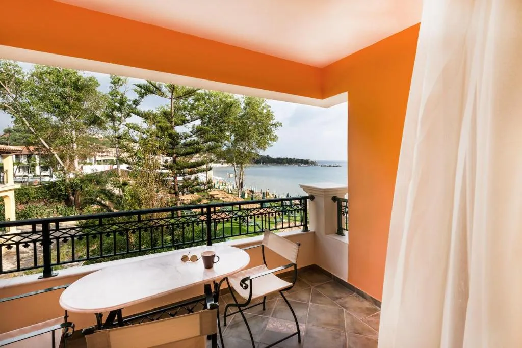 JUNIOR SUITE CAPACITY 3 Room, Andreolas Luxury Suites, Zante