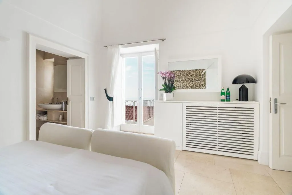 SUITE TWO QUEEN BEDS Room, Villa Magia, Naples
