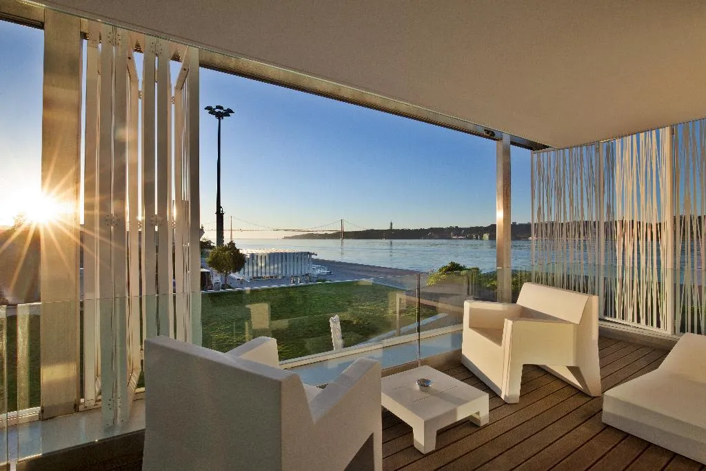 SUITE STANDARD Room, Altis Belem Hotel & Spa, a Member of Design Hotels, Lisbon