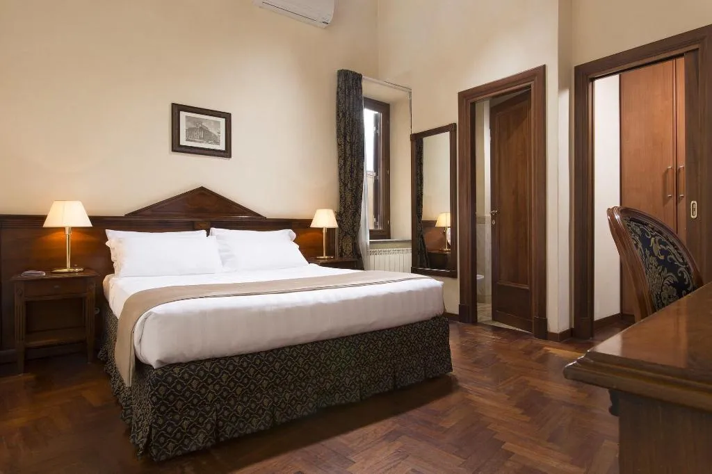 Room, Teatro Pace 33, Rome