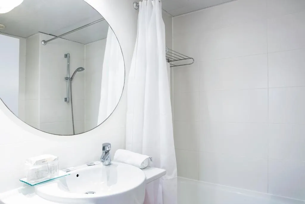 DOUBLE WITH TERRACE Room, Ciutat Vella, Barcelona
