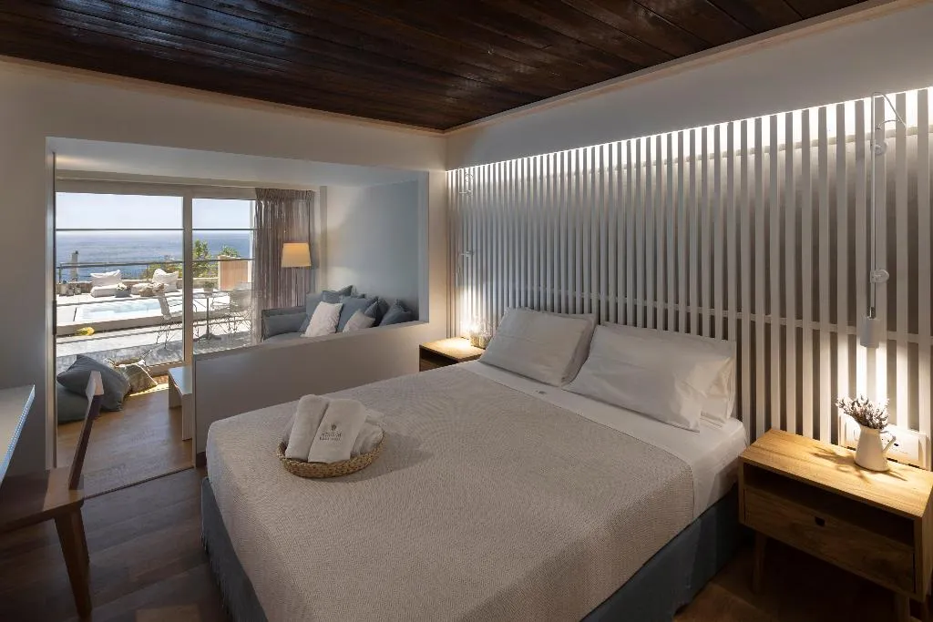 JUNIOR SUITE SEA VIEW WITH PRIVATE POOL Room, Atrium Hotel Skiathos, Skiathos