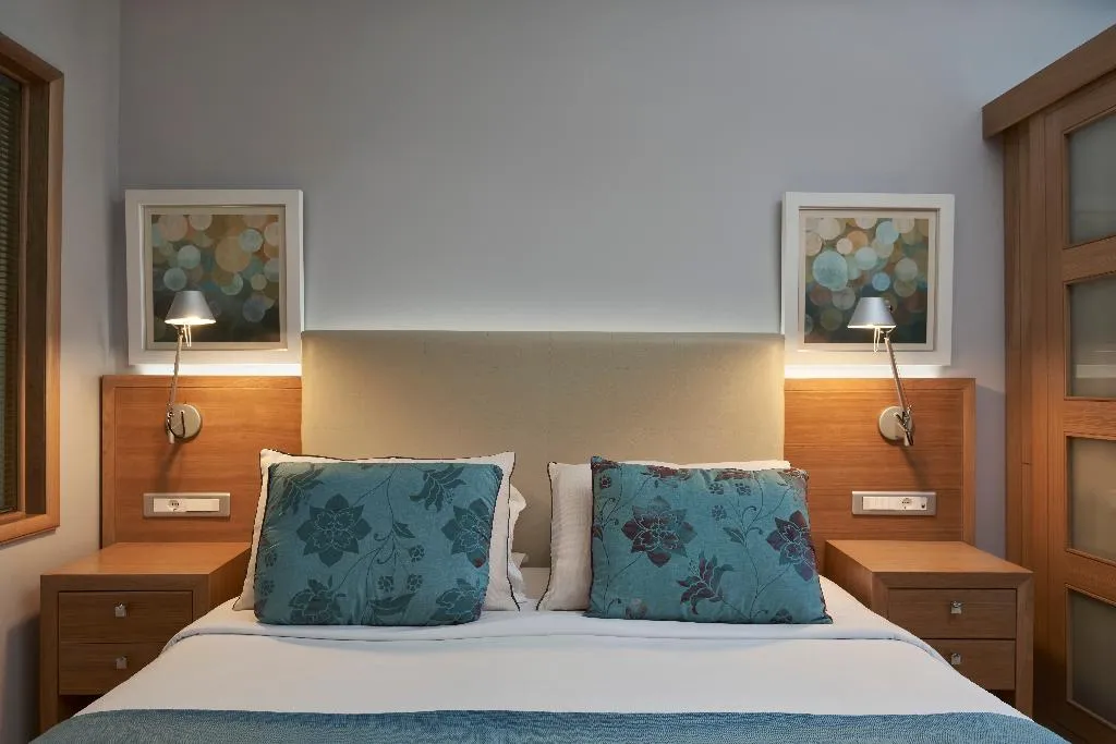 FAMILY ROOM POOL VIEW Room, Atlantica Holiday Village Rhodes, Rhodes