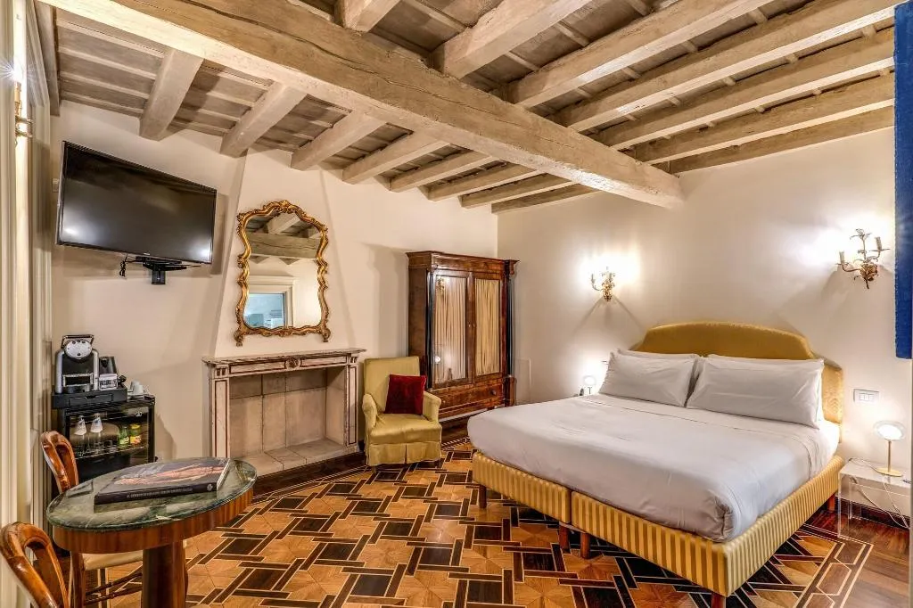 Room, Santa Marta Suites, Milan