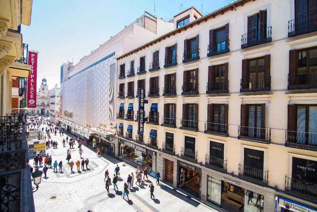 General view, Petit Palace Preciados, Madrid