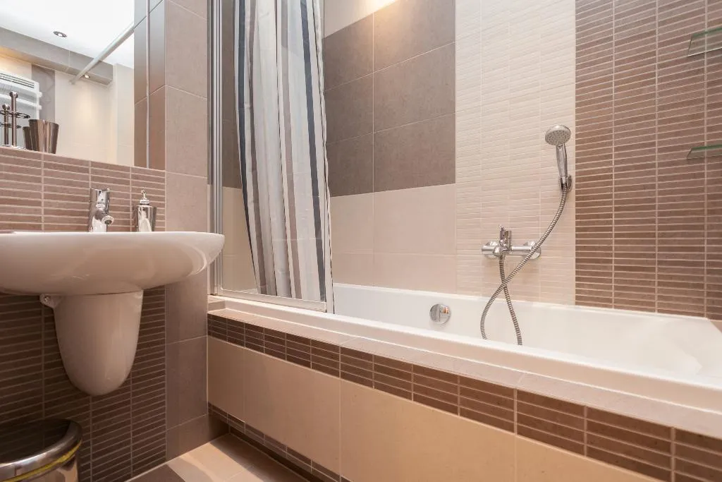 APARTMENT ONE BEDROOM Room, Hamilton Suites - Atlantis Apartments, Krakow
