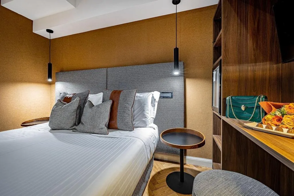 DOUBLE CLASSIC WITH VIEWS Room, Duomo Firenze, Florence