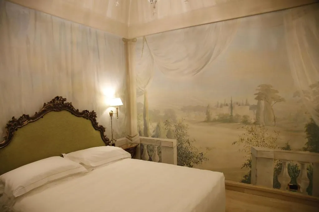 Room, Sant'Anna, Rome