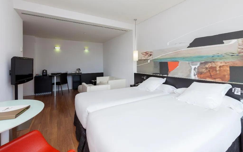 DOUBLE SUPERIOR Room, Axor Barajas, Madrid