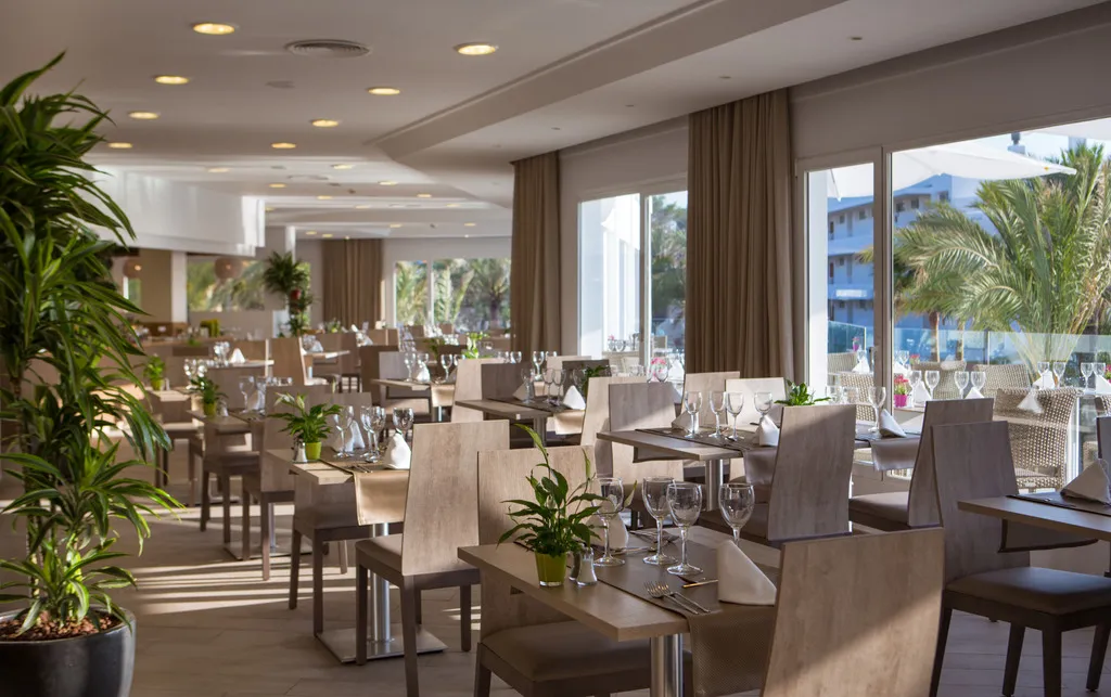 Restaurant, Insotel Tarida Beach Resort & SPA, Ibiza