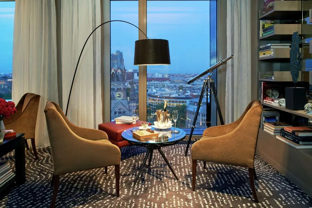 Restaurant, Waldorf Astoria Berlin, Berlin
