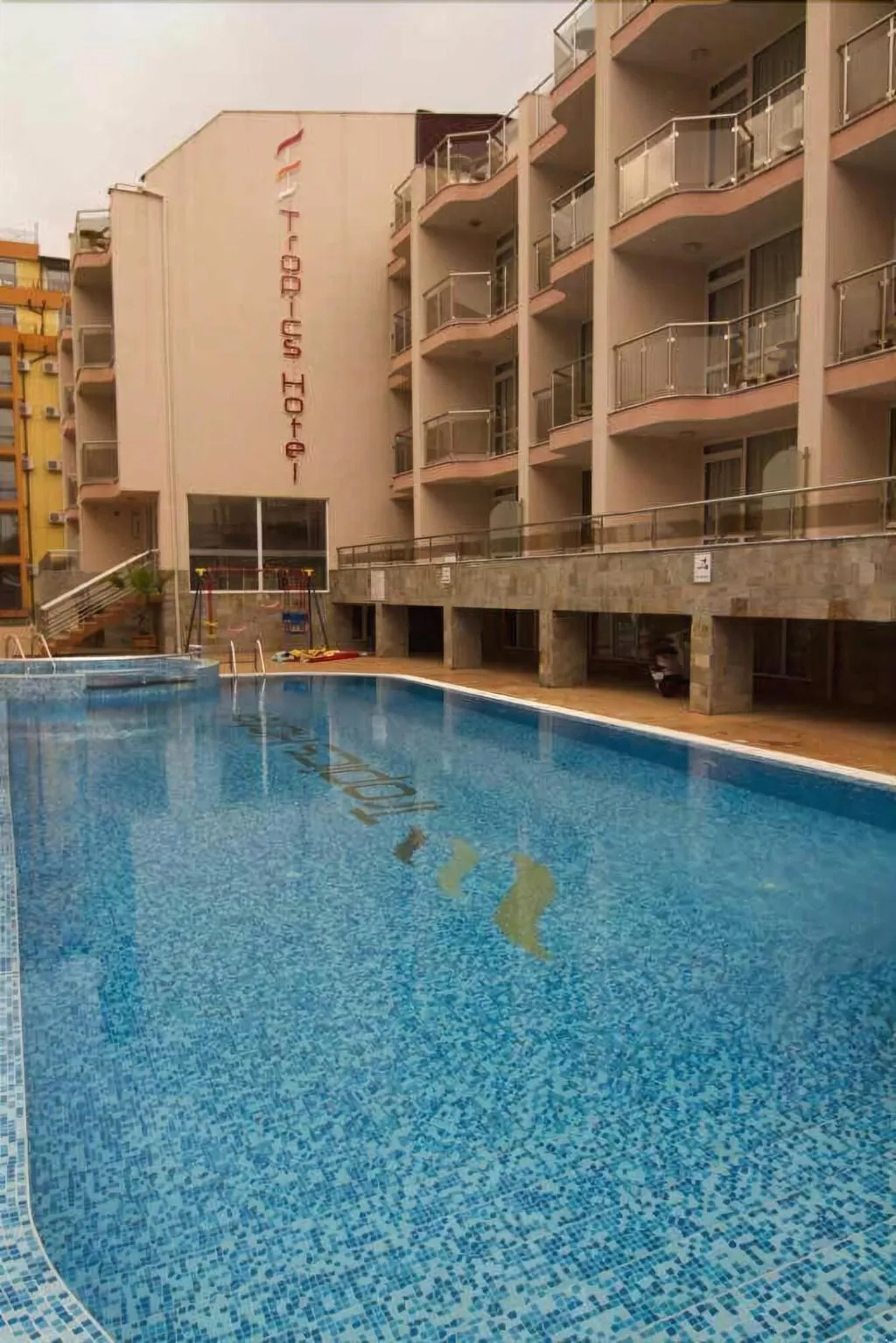 Sports and Entertainment, Tropics Hotel - Ultra All Inclusive, Bourgas