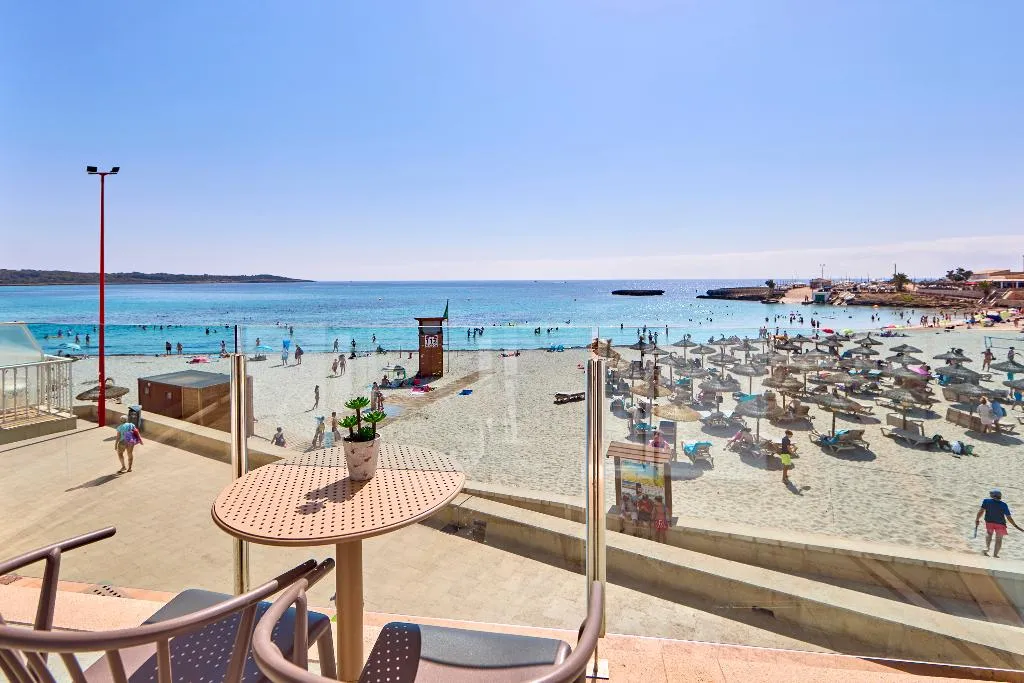 Double or Twin SUPERIOR SEA VIEW Room, Universal Hotel Perla, Majorca