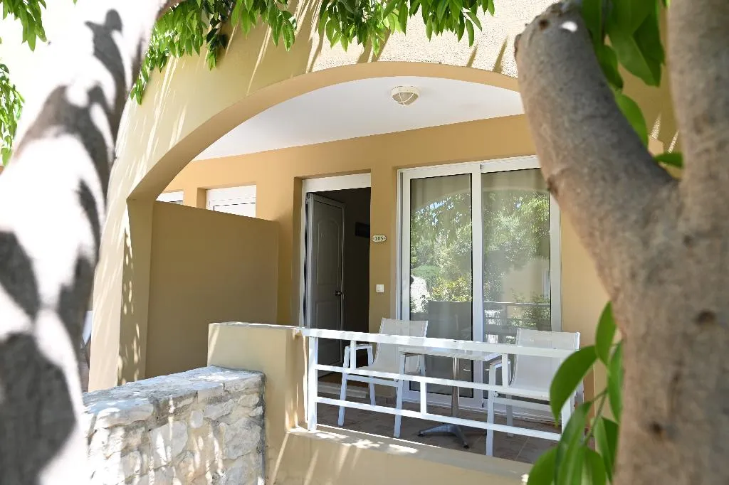 JUNIOR SUITE STANDARD Room, RG Village Crete, Crete