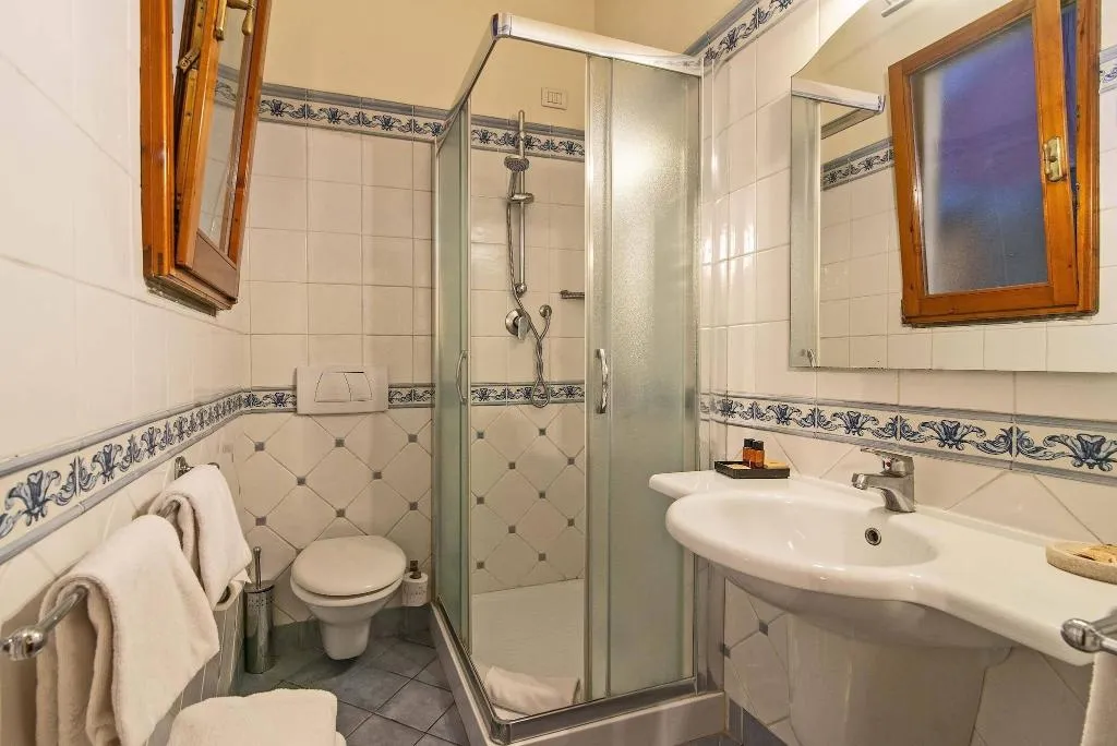 SINGLE STANDARD Room, Porta Faenza, Florence