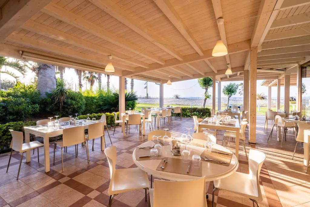 Restaurant, Le Dune Beach Club, Catania