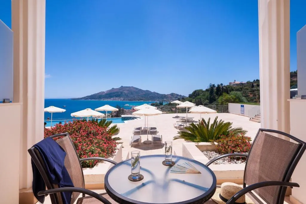 DOUBLE POOL VIEW ONE BEDROOM Room, Avalon Palace Hotel by GHH, Zante