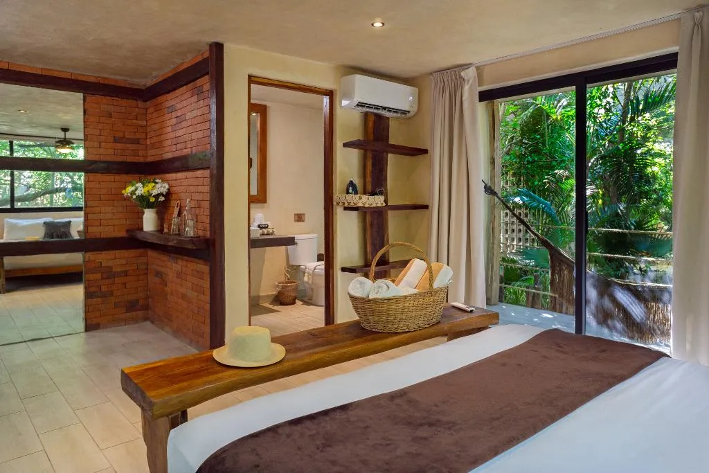 SUITE DELUXE KING BED Room, Sunset House Tulum, Cancun Area