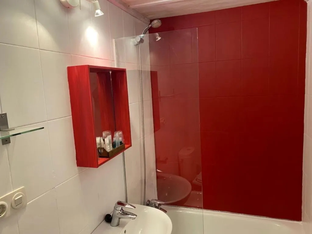 TWIN STANDARD Room, La Petite Bohême, Costa Brava