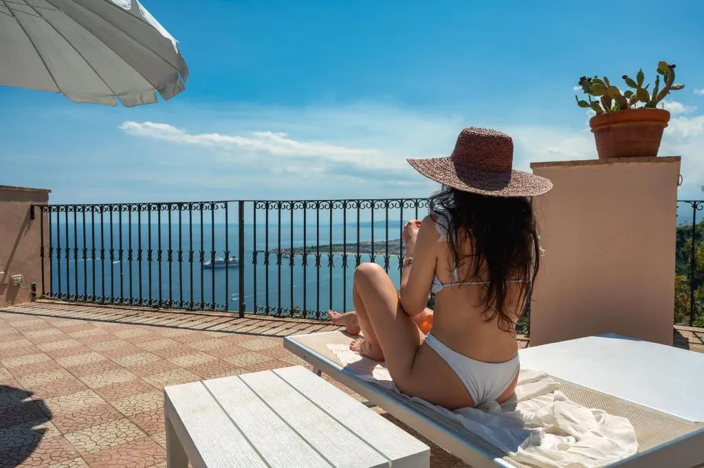 Pool, Excelsior Palace, Taormina
