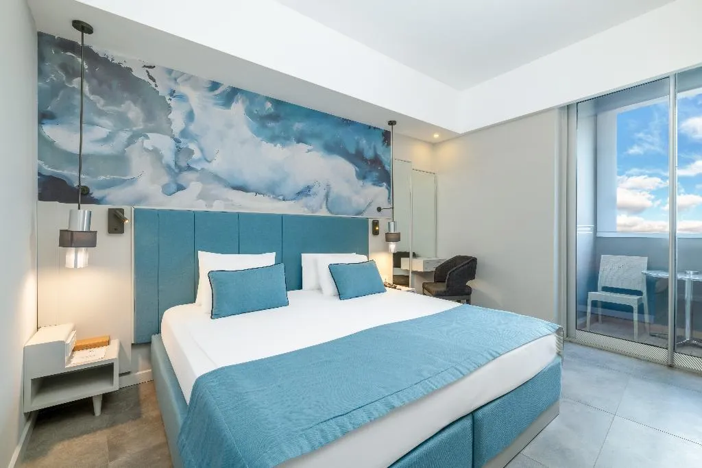 FAMILY ROOM STANDARD Room, Crystal Centro Pearl Collection, Antalya