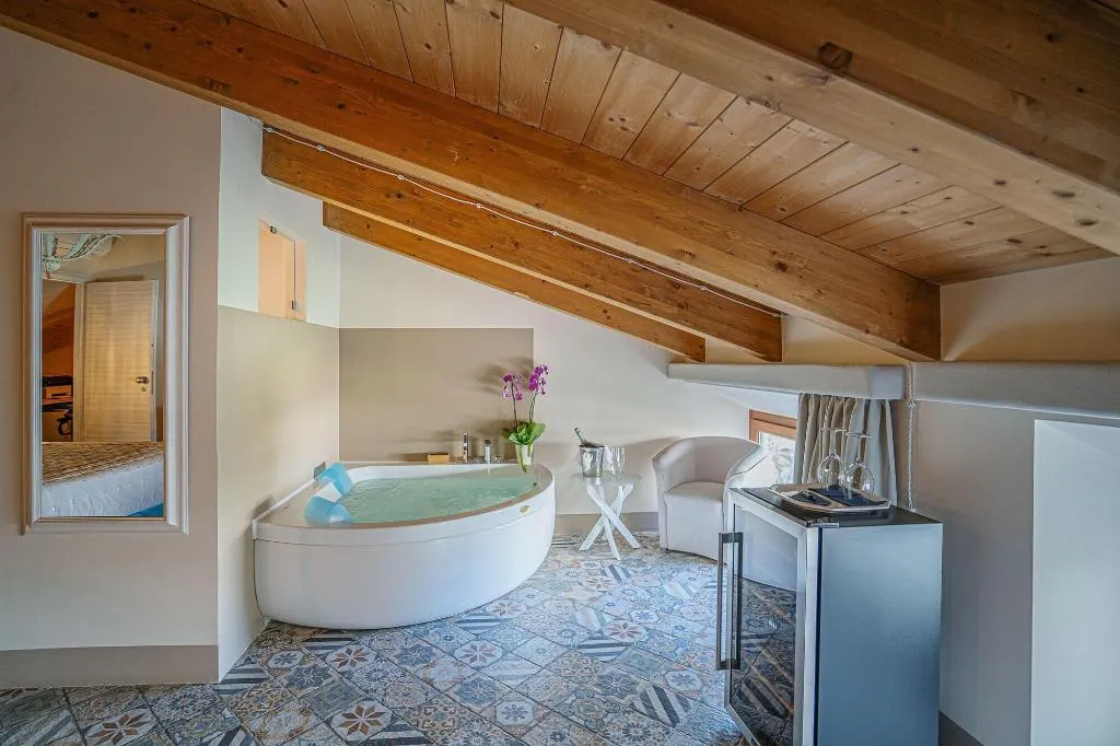 Room, Don Giulio Luxury Rooms, Naples