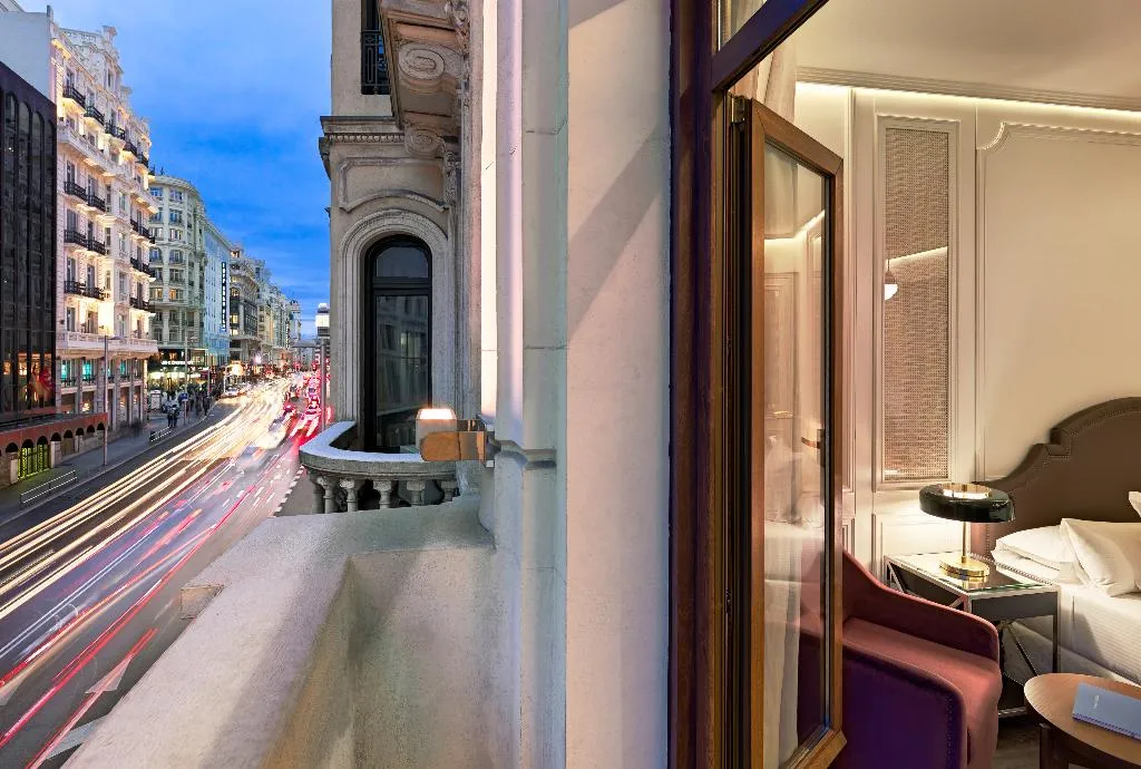 DOUBLE SUPERIOR Room, H10 Villa de la Reina, Madrid