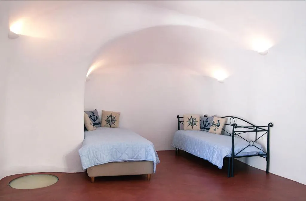 Room, Anatoli Hotel, Santorini