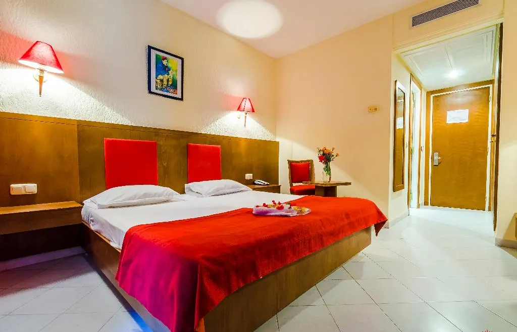 TRIPLE STANDARD Room, Houria Palace, Tunisia
