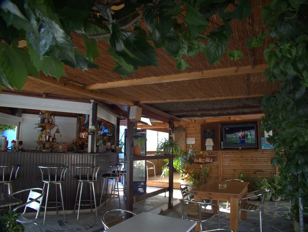 Bar, Sofia, Samos