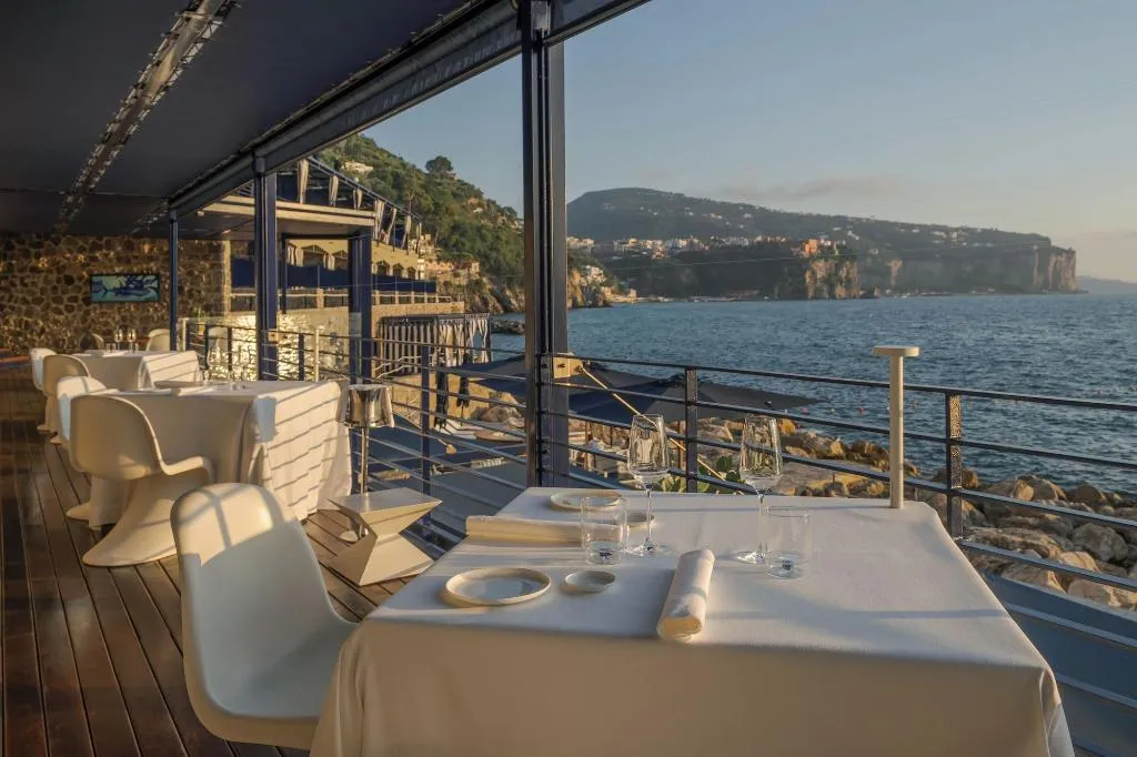 Restaurant, Capo La Gala Hotel & Wellness, Naples