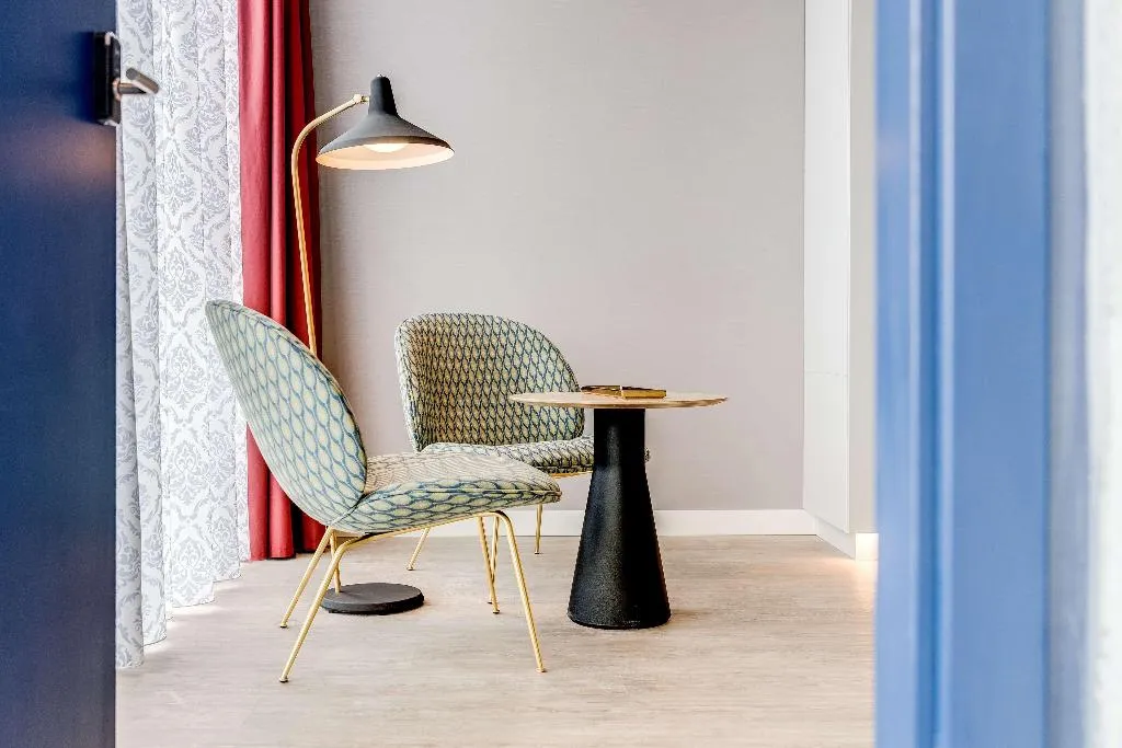 DOUBLE SUPERIOR WITH VIEWS Room, nhow Amsterdam RAI, Amsterdam